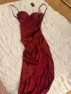 nahla formal satin mermaid dress Windsor Nahla Formal Satin Mermaid Dress